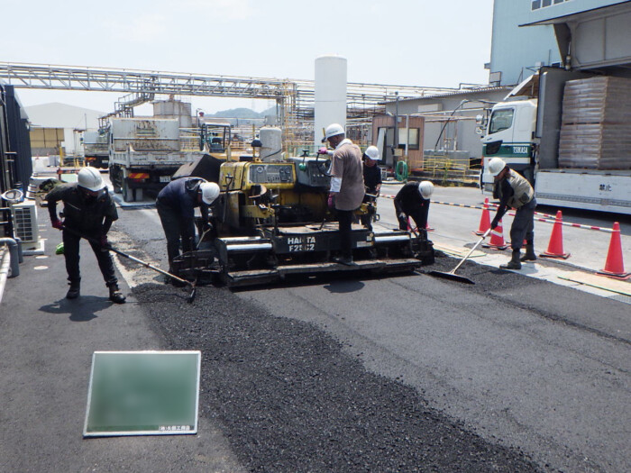 自社重機による効率的な施工体制