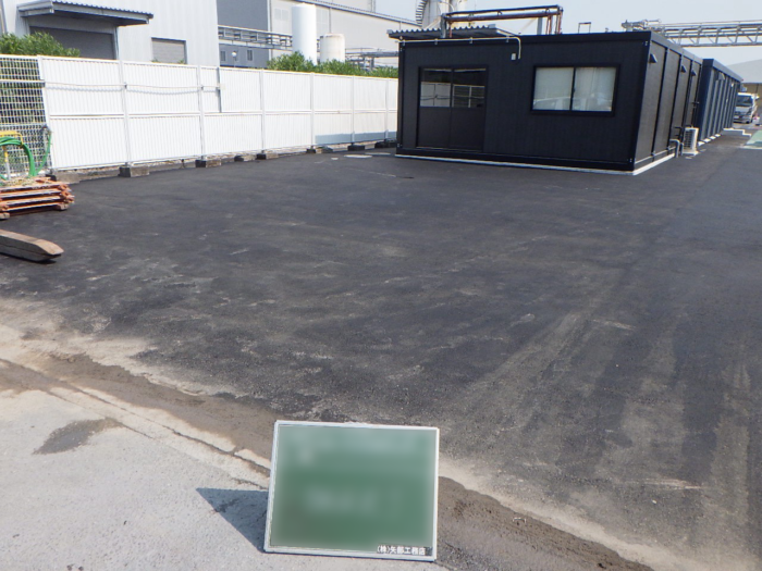 再生密粒13による舗装工事完了後の様子