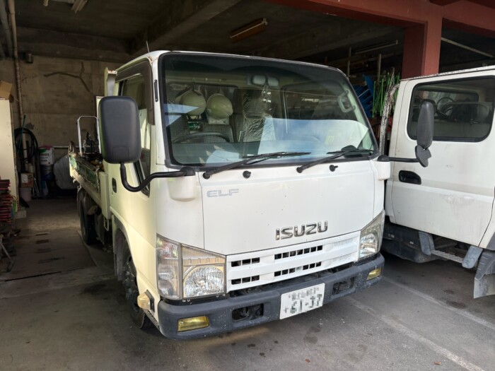 2トンダンプ
